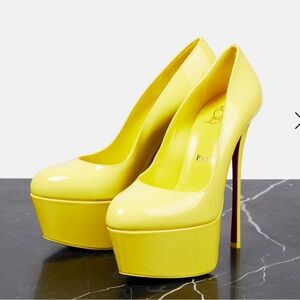 Christian Louboutin Dolly Alta Patent Leather Pumps EU 37